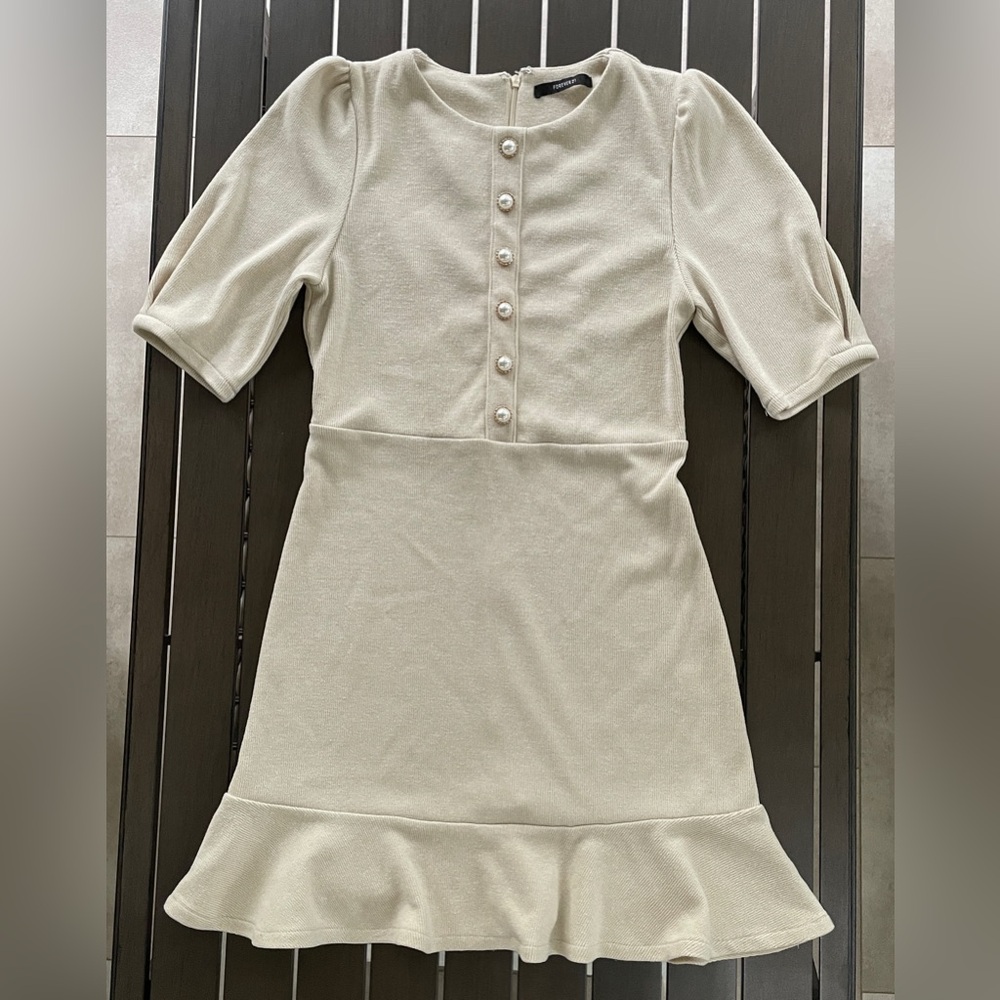 FOREVER 21 RIBBED RUFFLE FIT FLARE MINI DRESS!!